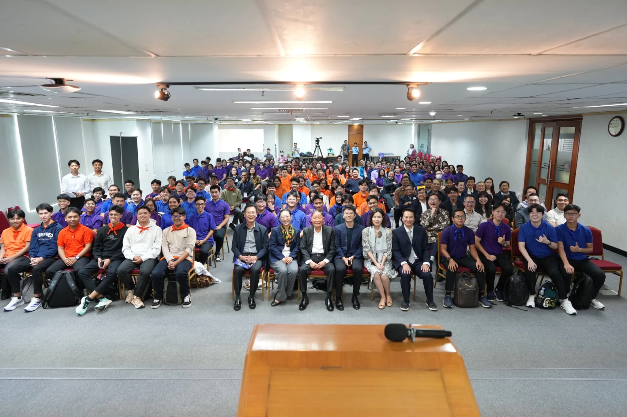 UPH 人工智能学院 Faculty Fellowship 与开幕仪式