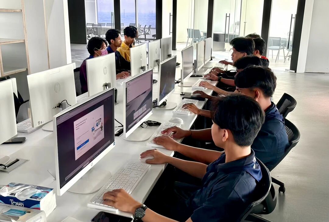Collaborative technology meeting with LIPPO Group